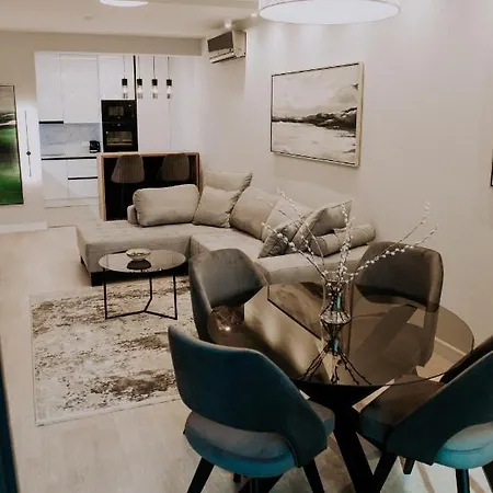 Pelagic Apartment